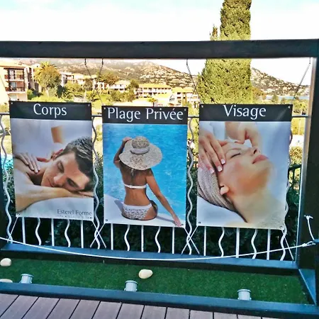 Apartamento Cap Esterel : 2 Pieces Rez De Jardin Mer - C4 279la *