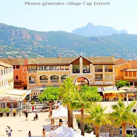 Διαμέρισμα Cap Esterel : 2 Pieces Rez De Jardin Mer - C4 279la *