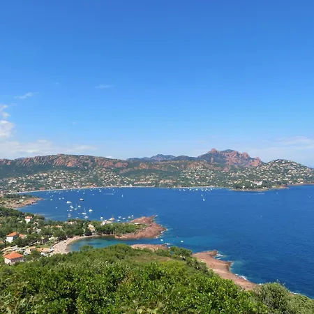 Διαμέρισμα Cap Esterel : 2 Pieces Rez De Jardin Mer - C4 279la Saint-Raphaël